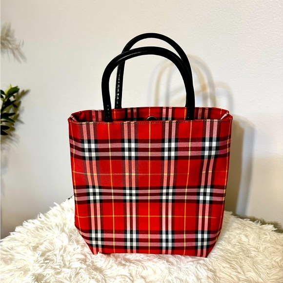 Burberry Red Nova Check Nylon Tote Handbag - Picture 2 of 9